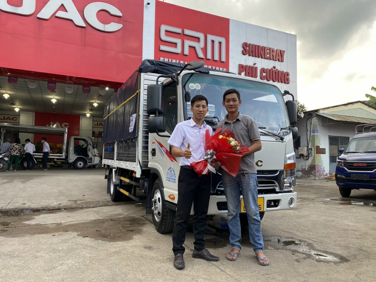 Hình ảnh bàn giao xe T3-2024