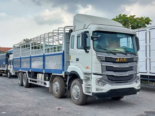 Xe Tải JAC 4 Chân 17.9 Tấn Thùng Mui Bạt