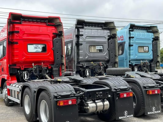 XE ĐẦU KÉO SHACMAN X3000 400-460hp 2024