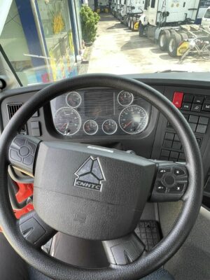 ĐẦU KÉO HOWO T7H 430 HP