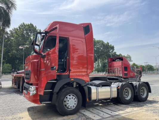 ĐẦU KÉO HOWO T7H 430 HP