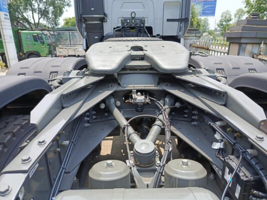 ĐẦU KÉO HOWO T7H 430 HP