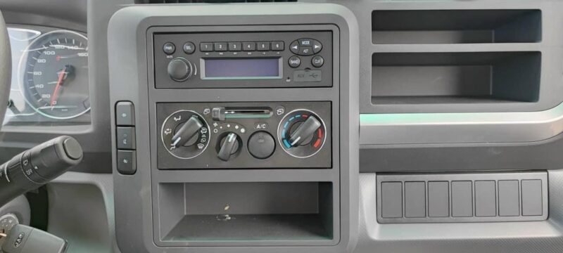 Xe tải JAC tải N250S E5 tải 2.25 tấn, dài 4.2m