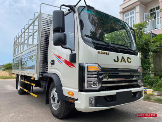 Xe tải JAC tải N250S E5 tải 2.25 tấn, dài 4.2m