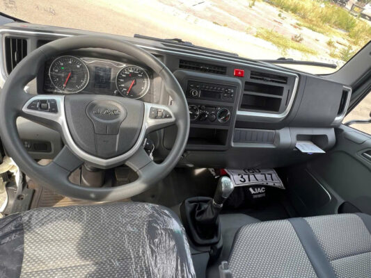 Xe tải JAC tải N250S E5 tải 2.25 tấn, dài 4.2m