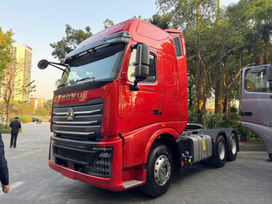 Đầu kéo Howo TH7N 460HP 2025
