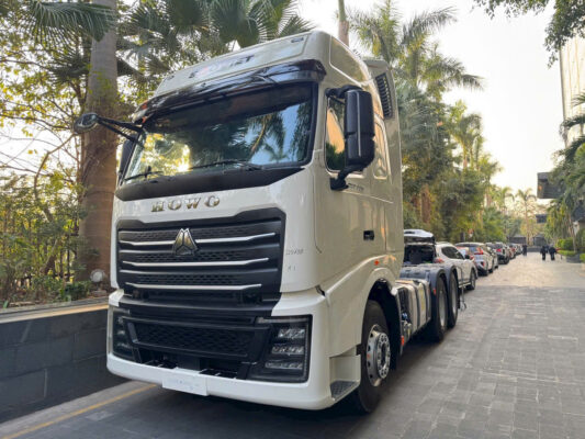 Đầu kéo Howo TH7N 460HP 2025