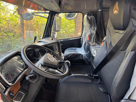 Đầu kéo Howo TH7N 460HP 2025