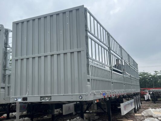 Mooc lồng Kaile 2025 cao 4m xác 7,3 tấn ( Không xăm )