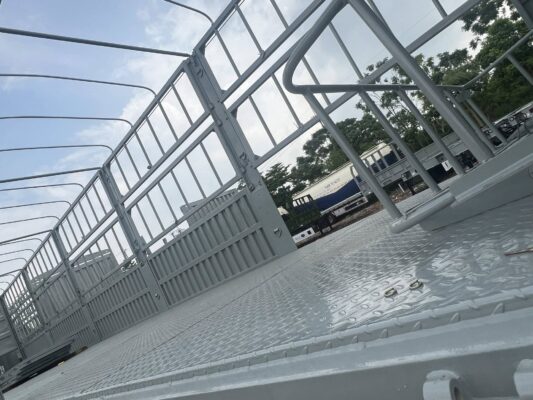 Mooc lồng Kaile 2025 cao 4m xác 7,3 tấn ( Không xăm )